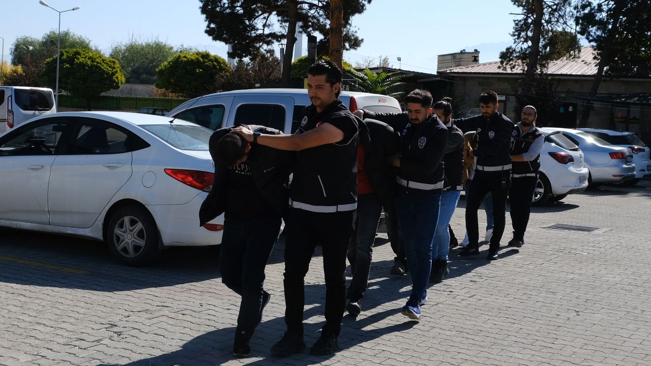 Erzincan’da Narkogüç operasyonlarında yakalanan 4 kişi tutuklandı