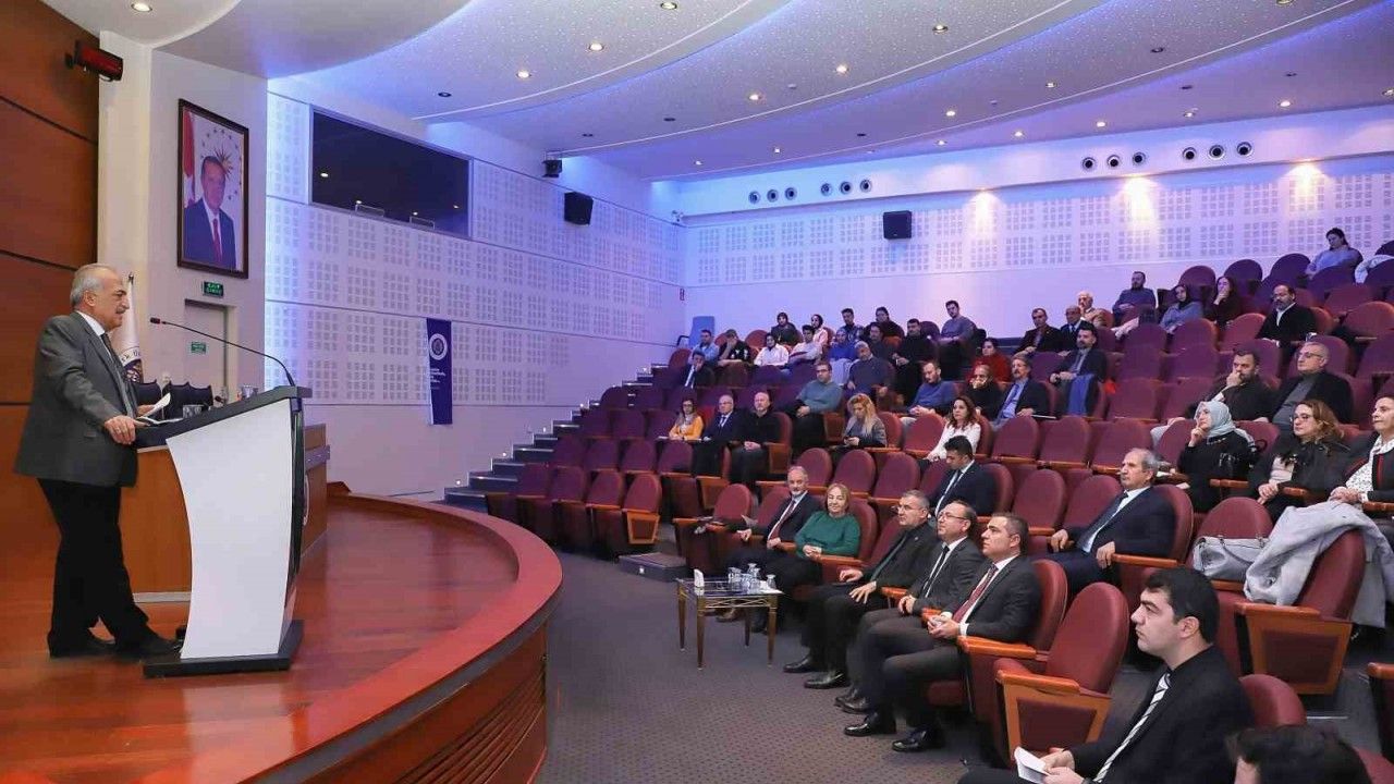 Kalite sürecine ilişkin atılan adımlar akran değerlendirme çalıştayında ele alındı