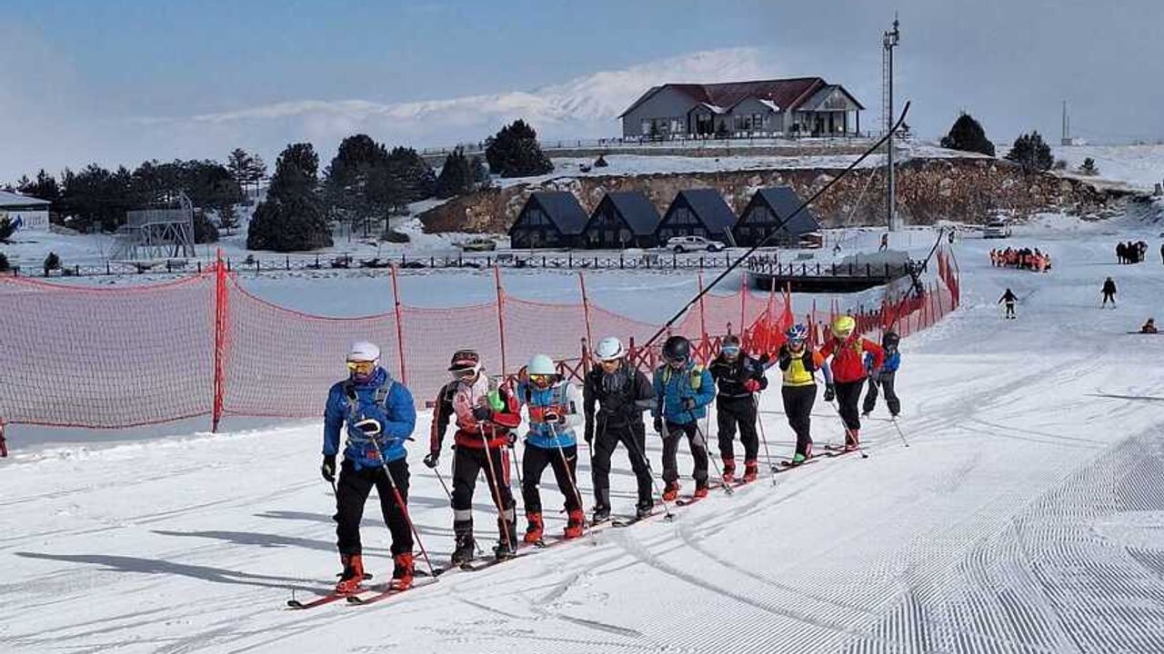 Erzincan’da dağcılık ve kayakçılık zirveye doğru ilerliyor!