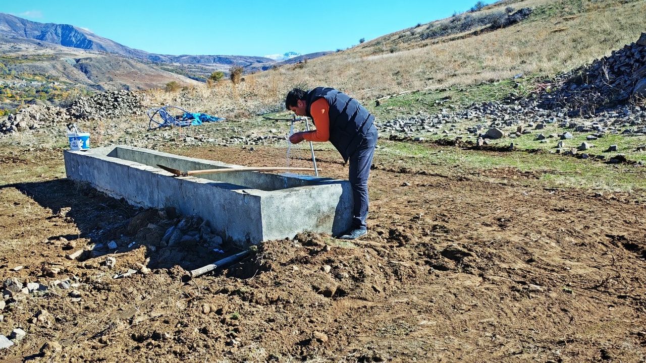 Kaymakamlığın desteğiyle, O köyde Mera Suyu Yeniden Akmaya başladı...