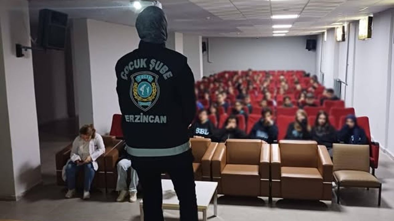 Erzincan Emniyeti’nden öğrencilere siber güvenlik dersi