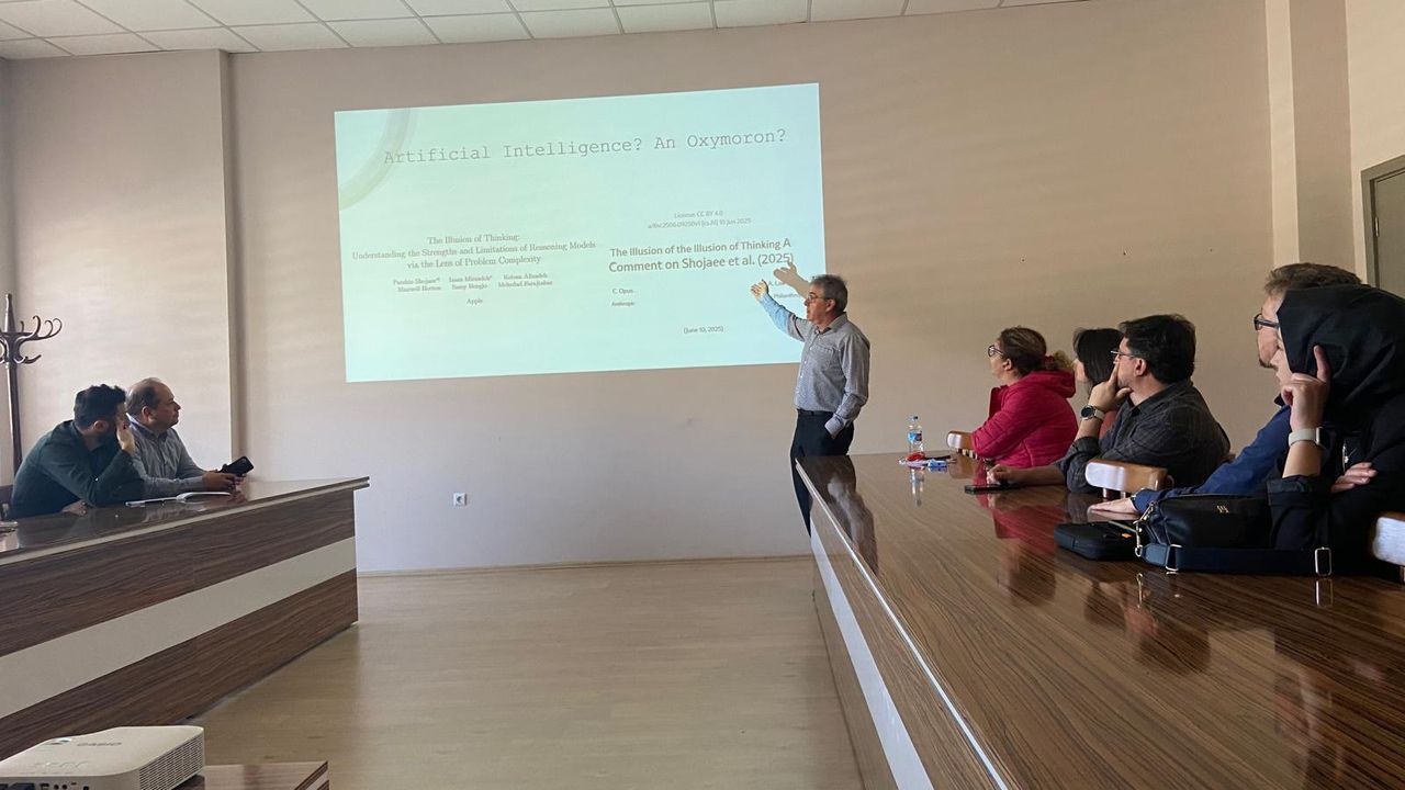 “Research Forum: Academia in (Post)AI Era” Semineri Erzincan'da gerçekleştirildi....