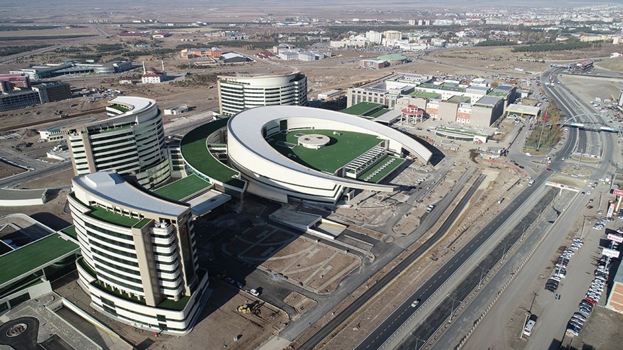 MHP İl Başkanından hastaneye yolsuzluk iddiası