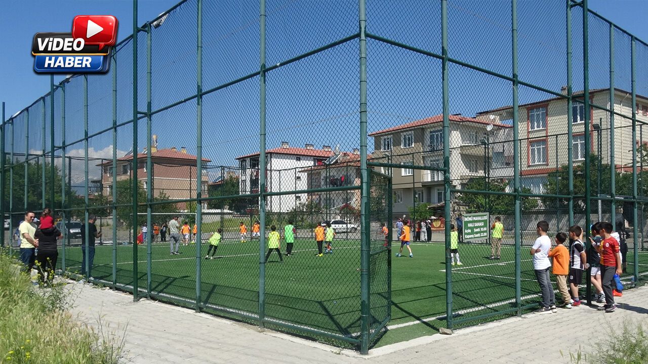 Erzincan’da Minik Öğrencilerin Turnuva Coşkusu…