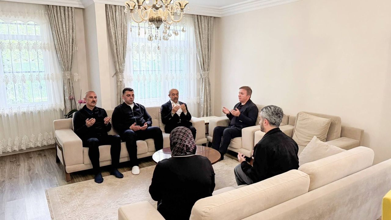 Vali Aydoğdu’dan Kartal’a Taziye Ziyareti