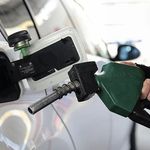 Araç Sahiplerini Üzecek Haber: Benzine Zam Bekleniyor