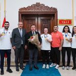 Erzincan’ın altın çocukları gururla karşılandı