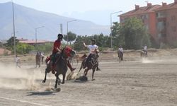 Erzincan’da atlı spor kulüplerince müsabakalar düzenlendi