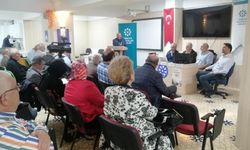 Türkiye Yazarlar Birliği tarafından düzenlenen panelde deprem edebiyatı üzerine konuşuldu