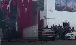 Pendik'te gözü dönmüş cani annesini darp etti: Çevredeki vatandaşlar misliyle karşılık verdi!