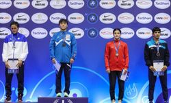 Kadınlar gururlandırmaya devam ediyor: Kamaloğlu bronz madalyanın sahibi oldu
