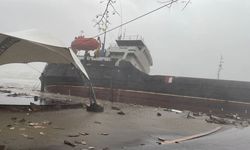 Karadeniz'de gemi battı: 12 mürettebat kayboldu