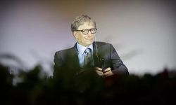 Bill Gates uyardı: Yakında yapay zeka yayılıyor…