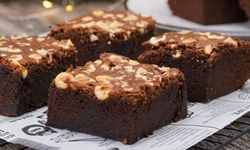 Pratik yapımıyla  ve tatlı krizinize çözüm: Browni tarifi