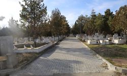 Erzincan Terzibaba mezarlığı yeni yollarına kavuşuyor!