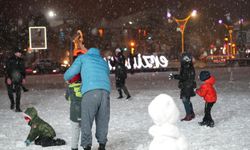 Kar yağışının coşkusu Erzincan’da hayat buldu!