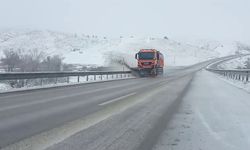 Erzurum’da karla mücadele ekiplerinin kış mesaisi başladı