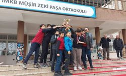 Erzincan İMKB Müşir Zeki Paşa Ortaokulu yıldızları finalde