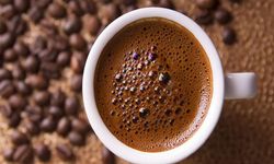 Sindirime iyi gelerek, kabızlığı yok eden pekmezli Türk kahvesi