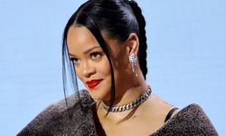 Göz kamaştıran performans: sahne yıldızı Rihanna