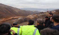 Bakan Bayraktar, İliç’te kaybolan 9 işçinin bulunduğu maden sahasında!