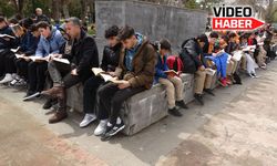 Erzincan’da açık havada kitap okuma etkinliği düzenlendi