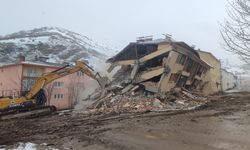 Pülümür’de ağır hasarlı konut yıkımı! 250 konteyner dağıtımı yapılacak