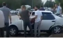 Bursa’da kafa kafaya  çarpışan otomobilden biri  hurdaya döndü