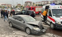 Erzincan – Sivas karayolunda kaza 3 kişi yaralı