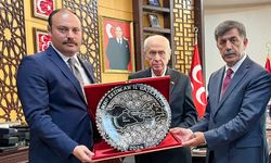 Başkan Aksun MHP lideri Devlet Bahçeli’ye anlamlı ziyaret!