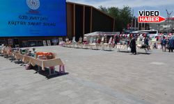Erzincan’da üniversite öğrencilerin eserleri meydanda sergilendi