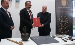 Erzincan’da yakalanan İran’a ait tarihi eserler iade edildi
