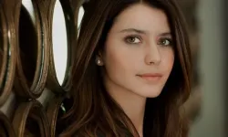 Beren Saat setlere “Gizli Dolap” filminde!