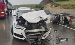 Erzincan yolunda kaza! 2’si ağır 10 kişi yaralı