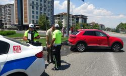 İki otomobil kazaya karıştı: 1 yaralı