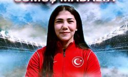 Erzincanlı Kadın Sporcular İspanya'da Madalya İle Dönüyor