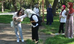 Salih Baba Yurdu Öğrencilerinden 4 Ekim'de Sokak Hayvanlarına Sevgi Eli