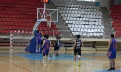Erzincan’da liseler arası basketbol finali nefes kesti