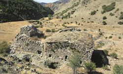 Erzincan’da 12. asırdaki manastır üniversitesi…