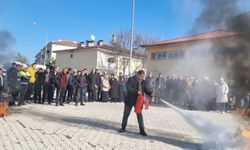 Kemah'ta AFAD eğitimlerine yoğun ilgi...