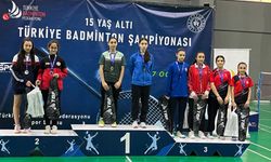 Badmintonculardan Ankara'da büyük başarı...