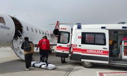 Kalp hastası çocuk ambulans uçakla İzmir'e sevk edildi