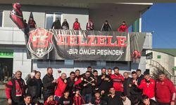 Zelzele taraftar grubu, Erzincanspor'u yalnız bırakmıyor...