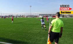 Erzincan kadın futbol takımı can çekişiyor