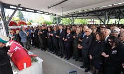 Aksun, Erzincanlı sanatçının cenazesine katıldı