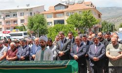 Bakan Bayraktar Erzincan’da acıya ortak oldu