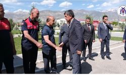 Başkan Aksun’dan kahraman itfaiyecilere ziyaret!