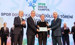 Erzincan'ın belgesi Bakan Osman Aşkın Bak ve Bilal Erdoğan tarafından teslim edildi...
