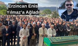 Erzincan’da acılı babanın evladına son görevi