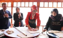 Bakan Özdemir Erzincan’da gözleme açtı
